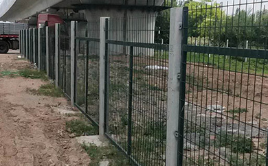 铁路护栏网